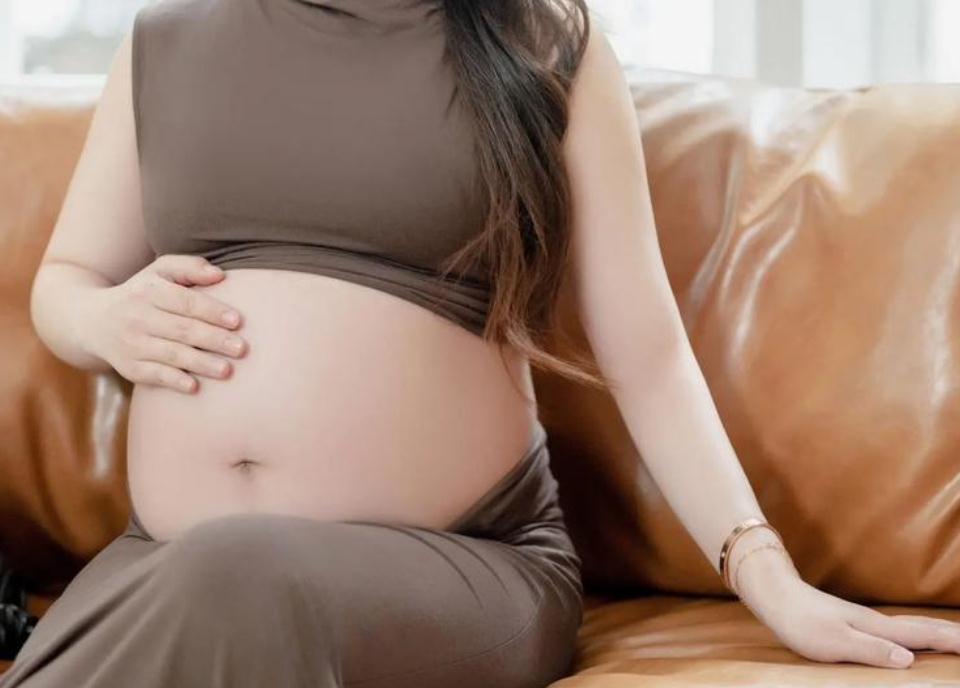 贵阳坐月子到底该不...