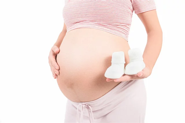 费用拆分：人工占七成，其余是耗材与保险