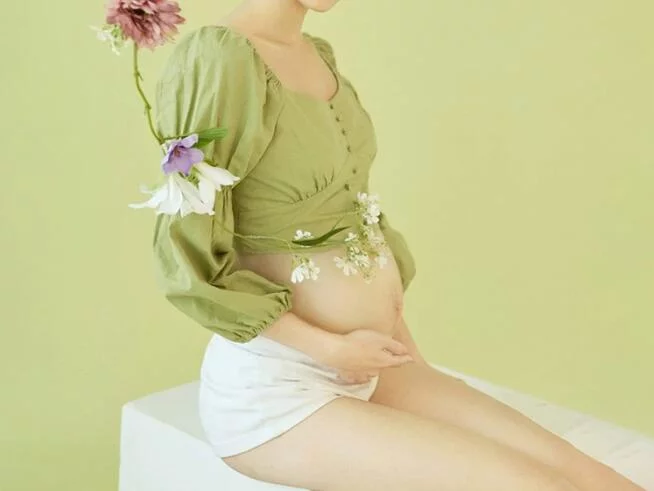 看课程：课时分配与临床观摩是价差核心